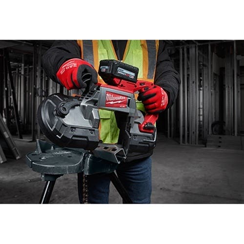 Milwaukee M18 REDLITHIUM HIGH OUTPUT XC8.0 Battery 48-11-1880 Milwaukee Tools Milwaukee M18 REDLITHIUM HIGH OUTPUT XC8.0 Battery 48-11-1880 -Klein Tools Shop