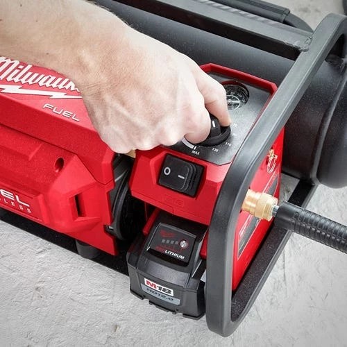 Milwaukee Tools Milwaukee M18 FUEL 2 Gallon Hotdog Compact Quiet Compressor (Bare Tool) 2840-20 - Image 5