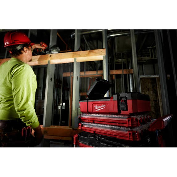 Milwaukee M12™ PACKOUT™ Flood Light w/ USB Charging 2356-20 Milwaukee Tools Milwaukee M12™ PACKOUT™ Flood Light W/ USB Charging 2356-20 -Klein Tools Shop 2356 10c