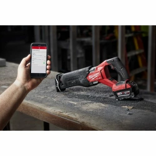 Milwaukee Tools Milwaukee M18 FUEL SAWZALL Recip Saw With ONE KEY - 1 Battery XC5.0 Kit 2822-22 - Image 4