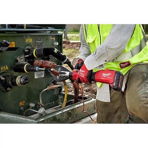 Milwaukee M18 FORCE LOGIC 6T Linear Utility Crimper Kit w/ O-D3 Jaw 2978-22O Milwaukee Tools Milwaukee M18 FORCE LOGIC 6T Linear Utility Crimper Kit W/ O-D3 Jaw 2978-22O -Klein Tools Shop