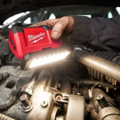 Milwaukee Tools Milwaukee M12 ROVER Pivot Service Flood Light LED 700 Lumens & USB Charging 2367-20 8 Milwaukee Tools Milwaukee M12 ROVER Pivot Service Flood Light LED 700 Lumens & USB Charging 2367-20 -Klein Tools Shop 23744 7 t39lmhpakm2hmvoq