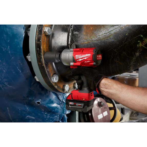 Milwaukee M18 FUEL™ High Torque ½” Impact Wrench with Pin Detent Kit 2766-22R Milwaukee Tools Milwaukee M18 FUEL™ High Torque ½” Impact Wrench With Pin Detent Kit 2766-22R -Klein Tools Shop 2766 22r 10e
