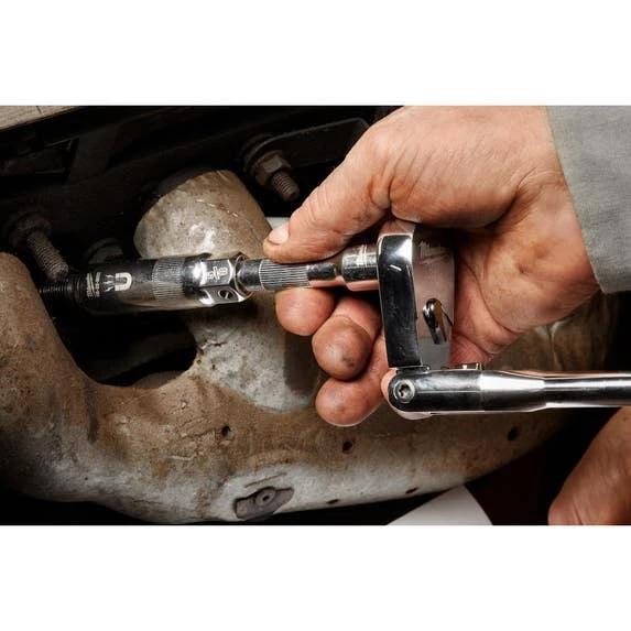 Milwaukee Tools Milwaukee 3/8" Drive 9/16" Spark Plug Socket 48-22-9550 - Image 4