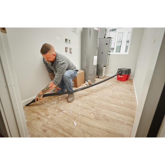 Milwaukee 1-7/8" x 32" to 102" Expandable Hose 49-90-1986 Milwaukee Tools Milwaukee 1-7/8" X 32" To 102" Expandable Hose 49-90-1986 -Klein Tools Shop 49 90 1986 b