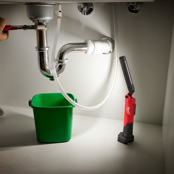 Milwaukee REDLITHIUM USB Stick Light w/ Magnet 550 Lumens 2128-21 Milwaukee Tools Milwaukee REDLITHIUM USB Stick Light W/ Magnet 550 Lumens 2128-21 -Klein Tools Shop act 3